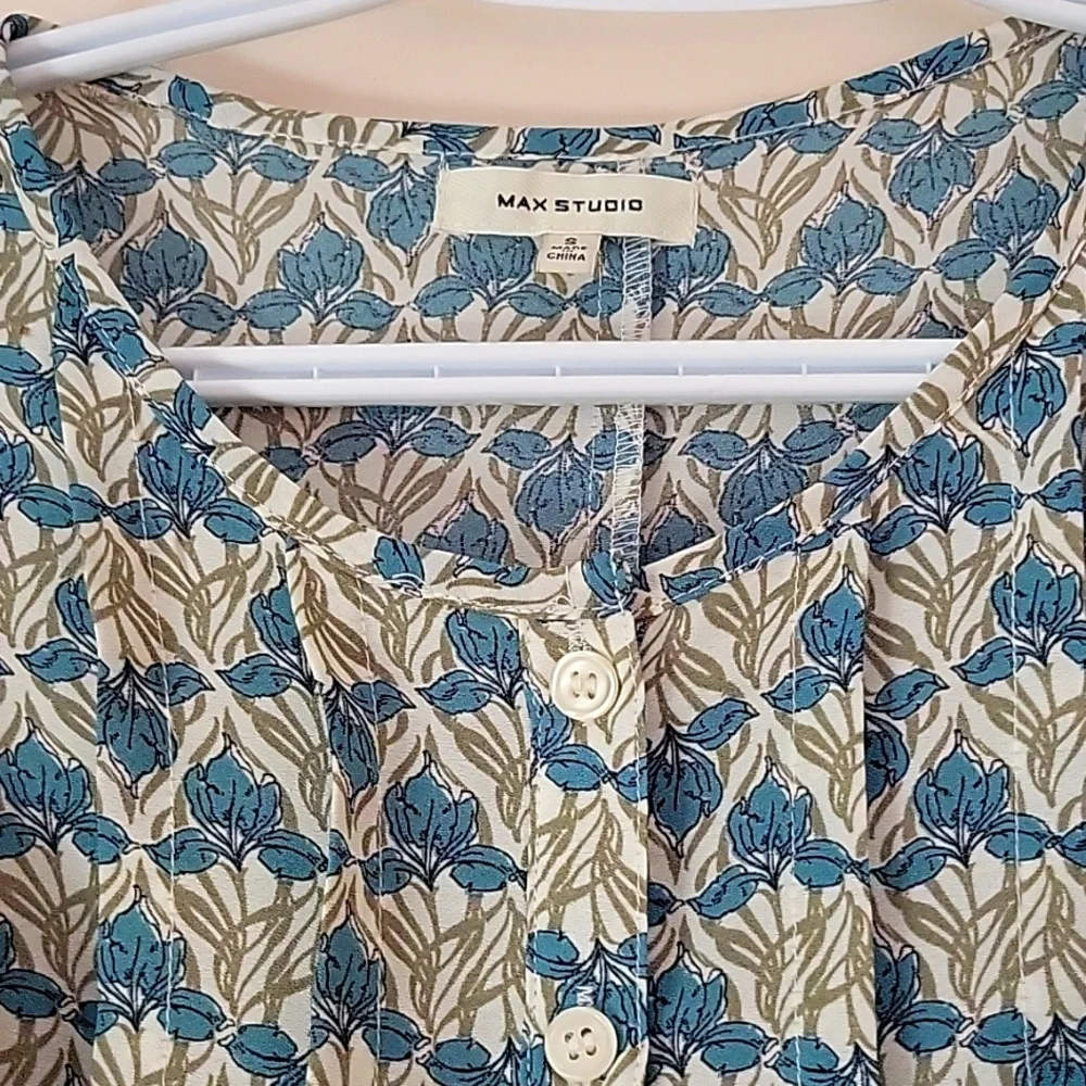 Max Studio Patterned Blouse - Picture 2 of 5